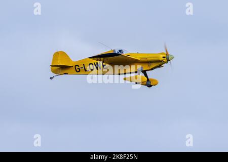 Monnett Sonerai ‘G-LOWE’ Formula-V racer airborne at the Race Day ...