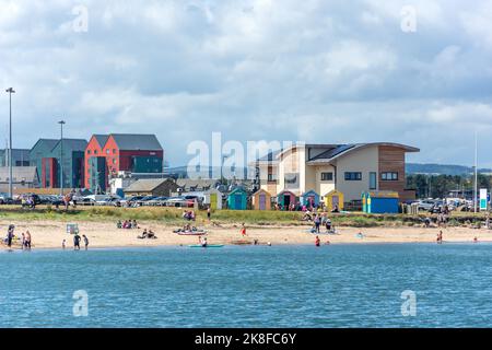 Amble Beach Huts On Little Shore, Harbour Road, Amble, Northumberland, England, United Kingdom Stock Photo