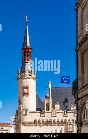 France, Nouvelle-Aquitaine, La Rochelle, Bell tower of 14th century town hall Stock Photo