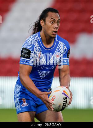 Samoa's Jerome Luai during the Rugby League World Cup group A match at the Eco-Power Stadium, Doncaster. Picture date: Sunday October 23, 2022. Stock Photo