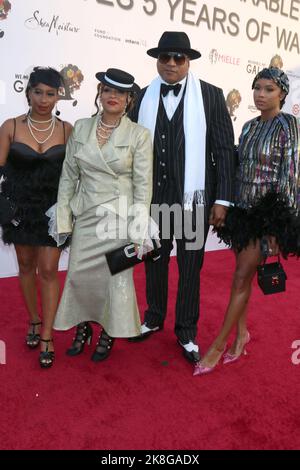 Los Angeles, USA. 22nd Oct, 2022. LL Cool J, family attends the 5th Annual Wearable Art Gala in Santa Monica, California, USA on October 22, 2022. (Photo by Katrina Jordan/Sipa USA) Credit: Sipa USA/Alamy Live News Stock Photo