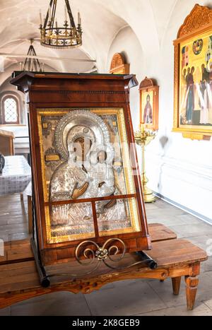 Valdai, Russia - August 6, 2022: Orthodox icons at the Assumption Cathedral of the Valday Iversky Monastery. Monastery was founded by Patriarch Nikon Stock Photo