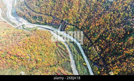 ZHANGYE, CHINA - OCTOBER 23, 2022 - Aerial photo shows the colorful scenery of Qilian Mountains in autumn in Zhangye city, Gansu Province, China, Oct Stock Photo