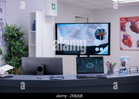 Empty counter with brain x ray scan Stock Photo - Alamy