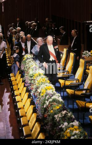 Oslo July 2, 1983. King Olav is 80 years old. Here from the concert hall, where the Oslo Philharmonic Orchestra entertains. King Olav with queen mother Elizabeth. Photo: NTB / NTB Stock Photo