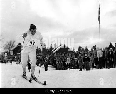 Oslo Olympics in 1952. Olympic Winter Games in Oslo, cross -country skiing, 50 km, men. Sweden's Nils Karlsson, known as Mora-Nisse in action. Photo: Current Archive / NTB Stock Photo