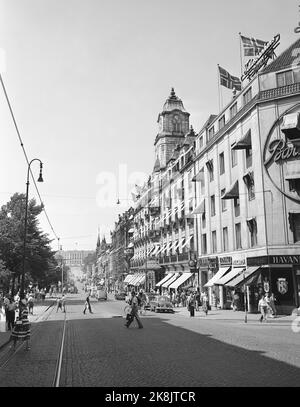 Oslo 19530702. Crown Prince Olav 50 years. Oslo was beautifully decorated with Norwegian flags in connection with the celebration. Here from Karl Johan with the castle in the background. Photo: Leif Høel / NTB Stock Photo