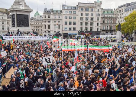 London, UK. 22nd October 2022. Crowds gather in Trafalgar Square as protests for Mahsa Amini and freedom in Iran continue. Stock Photo