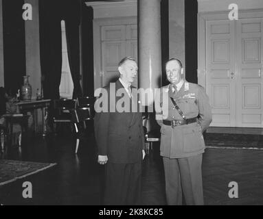 Oslo 19530702. Crown Prince Olav 50 years. Crown Prince Olav during the morning reception at the castle. Here together with Prime Minister Oscar Torp (t.v.). Photo: VALLDAL NTB / NTB Stock Photo