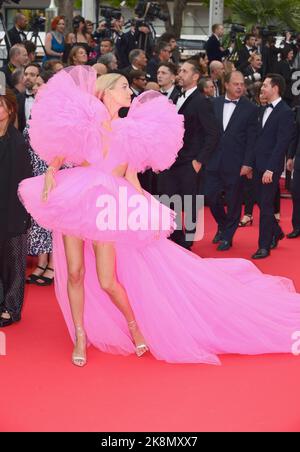 Leonie Hanne (dress by Nicole + Felicia) 'Top Gun: Maverick' Cannes