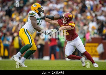 Washington Commanders defensive end Casey Toohill (95) defends against the  New York Giants during an NFL football game Sunday, Dec. 4, 2022, in East  Rutherford, N.J. (AP Photo/Adam Hunger Stock Photo - Alamy