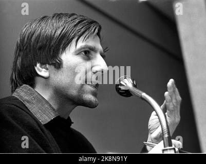 Oslo 19680313 The charismatic German student leader Rudi Dutschke (1940-1979) speaks in the Norwegian Student Society at Blindern. Dutschke's real name was Alfred Willi Rudolf Dutschke, Photo: NTB / NTB Stock Photo