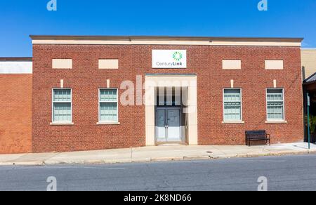 ASHEBORO, NC, USA-26 SEPT 2022: Century Link building in downtown. Stock Photo