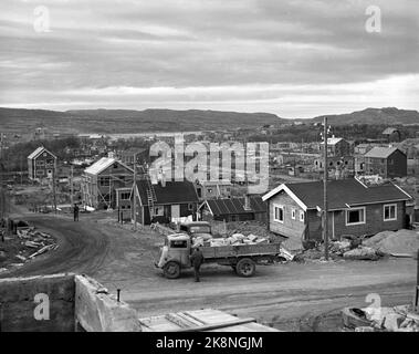 The Church's Sept. 1946 The recovery in Northern Norway after World War II. Housing construction. Overview picture from Kirkenes showing many houses under construction, and a truck with building materials in the foreground. Photo: NTB / NTB Stock Photo