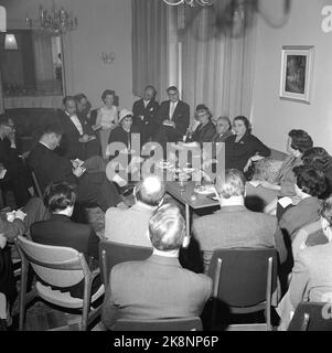 Oslo 17 May 1961. Israel's Foreign Minister Gold more visits Norway. Here at a press conference in the Israeli embassy. Golda more sitting on the couch with ambassador bark cat on its h. Side. Photo: Aage Storløkken / Current / NTB Stock Photo