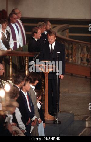 Oslo 19890912. Partnair accident. Memory holiday in Oslo Cathedral after the plane crash at Hirtshals which required 55 lives. Fifty employees of the shipping company Wilhelmsen Lines and a crew of five perished. CEO of Wilhelmsen Lines, Leif Terje Løddesøl, holds memorial speech. NTB archive photo Bjørn Sigurdsøn / NTB Stock Photo