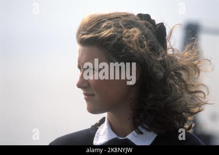 August 1990 - Princess Märtha Louise visits the Armed Forces. Here she visits the Navy. Photo: Knut Falch / NTB Stock Photo