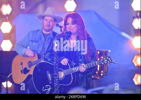 New York, USA. 24th Oct, 2022. Wynonna Judd performs on NBC's 'Today' morning show at Rockefeller Plaza in New York, NY, October 24, 2022. (Photo by Anthony Behar/Sipa USA) Credit: Sipa USA/Alamy Live News Stock Photo