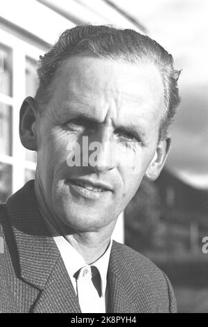 Husnes 19641003. The aluminum plant at Husnes is being built. The excavators change the landscape from day to day. Here, Mayor Berge Sæberg who has had many problems to deal with during the day. Photo: Sverre A. Børretzen Current / NTB Stock Photo