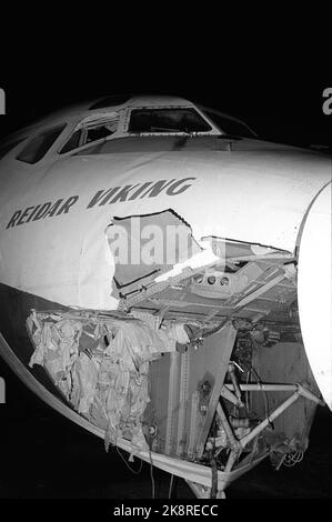 Bærum, Fornebu February 10, 1973. Raising the SAS aircraft 'Reidar Viking' which failed January 30, 1970 at Fornebu Airport. No people died. Here the broken aircraft with crushed nose. Photo; Current / NTB Stock Photo