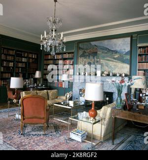 Skaugum, Asker 19690616. Interior from the Crown Prince family's residence Skaugum in Asker. Here from the library. Price crown. Photo: NTB / NTB Stock Photo