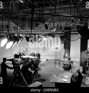 Oslo 19600820: NRK Television started its broadcasts on August 20, 1960. King Olav opens the first broadcast from NRK Television. Overview image from studio. Th. Prime Minister Einar Gerhardsen, who also spoke at the opening. Photo: NTB / NTB Stock Photo