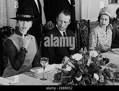 Bergen 19690808. Queen Elizabeth visiting Norway with the family. Here they are for lunch at Fløyen restaurant. Eg. Princess Anne, Crown Prince Harald and Queen Elizabeth. Ntb archive / ntb Stock Photo