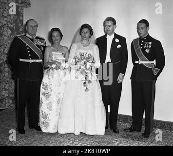 Skaugum 19610112 Princess Astrid's wedding Princess Astrid marries Johan Martin Ferner. The bridal couple poses with (from V) King Olav V, Princess Ragnhild and Crown Prince Harald. Galla uniforms. Photo: NTB / NTB Stock Photo