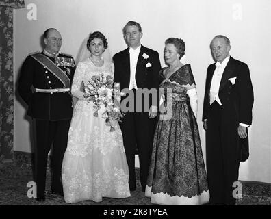 Skaugum 19610112 Princess Astrid's wedding. Princess Astrid marries Johan Martin Ferner. The bridal couple surrounded by parents, King Olav V T.V. Mr. and Mrs Ferner Jacobsen T.H. Photo: Stage / NTB / NTB Stock Photo