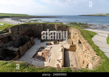 Skara Brae, stone-built Neolithic settlement, located on the Bay of Skaill , Neolithic, Mainland, Orkney, Scotland, UK Stock Photo