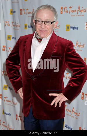 24 October 2022 - Leslie Jordan, Comic Actor and Instagram Star, Dies at 67. News reports quoting the police said Mr. JordanÃs car crashed into the side of a building after he had apparently experienced a medical emergency. 07 December 2008 - Los Angeles, CA - Leslie Jordan. 11th Annual Trevor Project's ''Cracked XMas'' Benefit at the Wiltern Theatre. (Credit Image: © Byron Purvis/AdMedia via ZUMA Press Wire) Stock Photo