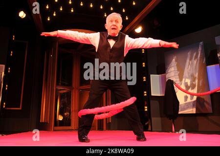 24 October 2022 - Leslie Jordan, Comic Actor and Instagram Star, Dies at 67. News reports quoting the police said Mr. JordanÃs car crashed into the side of a building after he had apparently experienced a medical emergency. 26 January 2011 - London, England - Leslie Jordan.''My Trip Down The Pink Carpet'' Photo Call held at the Apollo Theatre. (Credit Image: © Ian Allis/AdMedia via ZUMA Press Wire) Stock Photo