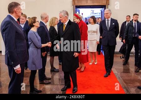 Vilnius, Lithuania. 25th Oct, 2022. King Philippe - Filip of Belgium arrives for a meeting with Belgian and Lithuanian companies, on the second day of the official state visit of the Belgian Royal Couple to the Republic of Lithuania, Tuesday 25 October 2022, in Vilnius. BELGA PHOTO POOL OLIVIER MATTHYS Credit: Belga News Agency/Alamy Live News