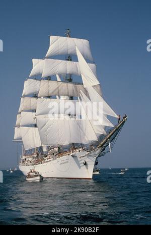 UK. Isle of Wight. Cowes. Polish Sail Training Ship. Dar Mlodziezy. Launched November 1981. Stock Photo