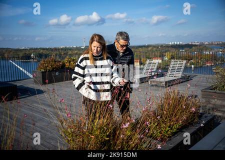 Börje Salming, 71, is ill. The icehockey-legend has been diagnosed with ALS and has lost the ability to speak. His wife, Pia talks about how life has Stock Photo