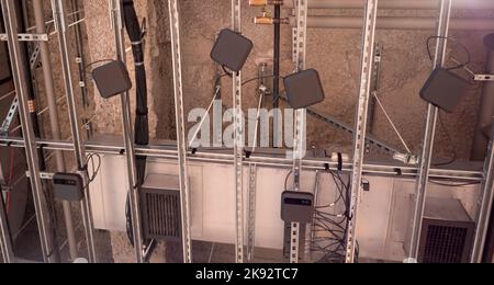 The sensors in the ceiling of the Amazon Go store in New York City ...