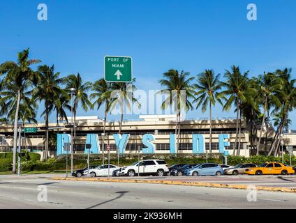 MIAMI, USA AUGUST 19, 2014: Bayside Marketplace in Miami, USA. It is a festival marketplace and the top entertainment complex in Downtown Miami Stock Photo