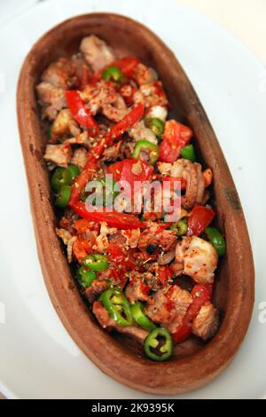 Tavuk Güveç (Chicken Stew)