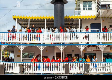 NEW ORLEANS - JULY 16, 2013: people at the creole Queen steam boat in New Orleans, USA. Constructed in Moss Point, Mississippi, the Creole Queen took Stock Photo