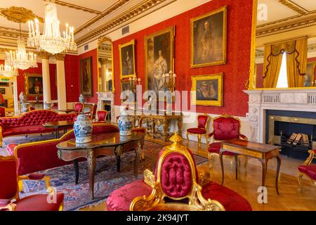 Ireland Eire Dublin Dame Street Dublin Castle mostly 18th century origins Norman 1230 Upper Yard State Apartments State Drawing Room Stock Photo