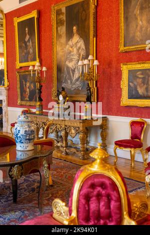 Ireland Eire Dublin Dame Street Dublin Castle mostly 18th century origins Norman 1230 Upper Yard State Apartments State Drawing Room Stock Photo