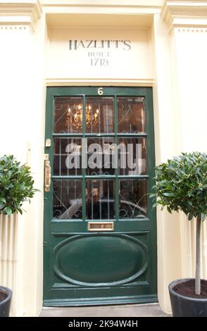 Hazlitt Hotel, House where William Hazlitt spent his final years and died, Soho, London, UK Stock Photo