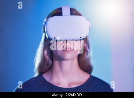 VR science future, woman robot in ai augmented reality, digital technology in cyberspace or gamer user experience. Virtual reality innovation, scifi Stock Photo