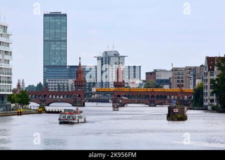 Spree with Oberbaum Bridge and Treptowers high-rise building, Germany, Berlin Stock Photo