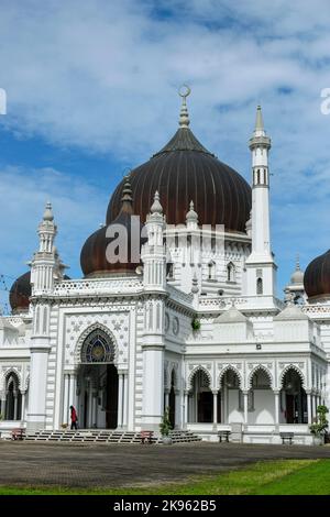 Alor Setar, Malaysia - October 2022: Views of the Zahir Mosque, the state mosque of Kedah state on October 17, 2022 in Alor Setar, Malaysia. Stock Photo