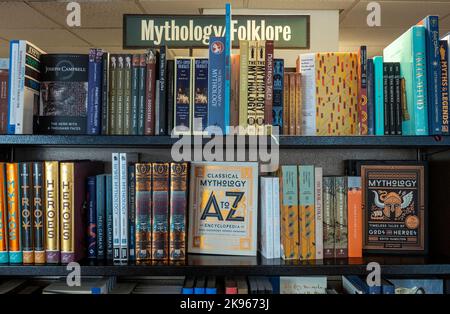 Barnes & Noble Booksellers on Fifth Avenue in New York City has a large selection of books and magazines, USA  2022 Stock Photo