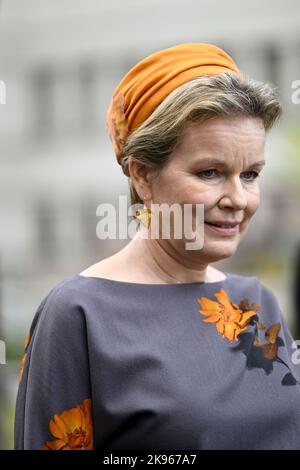 Pabrade. Belgium, 26/10/2022, Queen Mathilde of Belgium pictured during the official state visit of the Belgian Royal Couple to the Republic of Lithuania, Wednesday 26 October 2022, in Pabrade. BELGA PHOTO DIRK WAEM Stock Photo