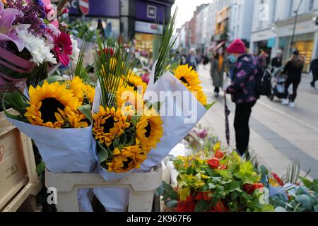 Flower stall in Grafton Street, Dublin Stock Photo