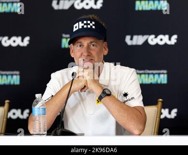 MIAMI, FL-OCT 26: Ian Poulter is seen during LIV Golf Invitational press conference at Trump National Doral Miami on October 26, 2022 in Doral, Florida.  (Photo by Alberto E. Tamargo/Sipa USA) Stock Photo