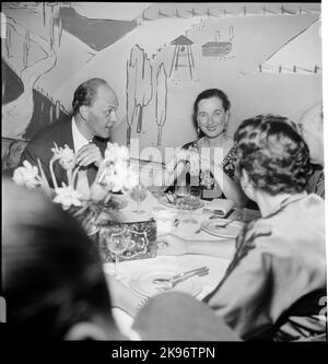 Dinner at an advertising event for Nils Holgersson the tour organized by the State Railways. Stock Photo